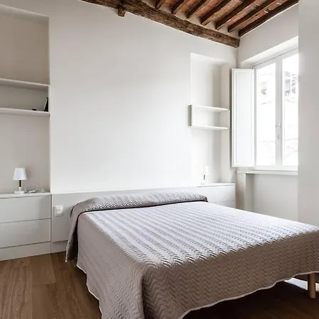 Centro Vicolo San Pierino 8 Apartment